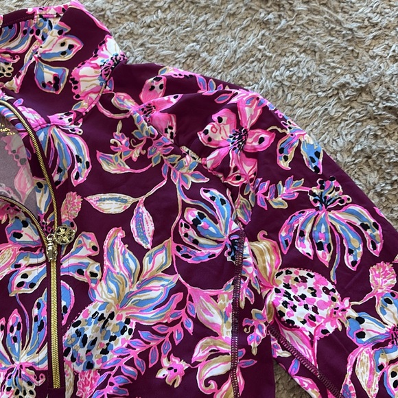 Lilly Pulitzer Luxletic Active Top - Picture 3 of 6